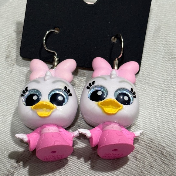Daisy Duck Earrings - Picture 1 of 1
